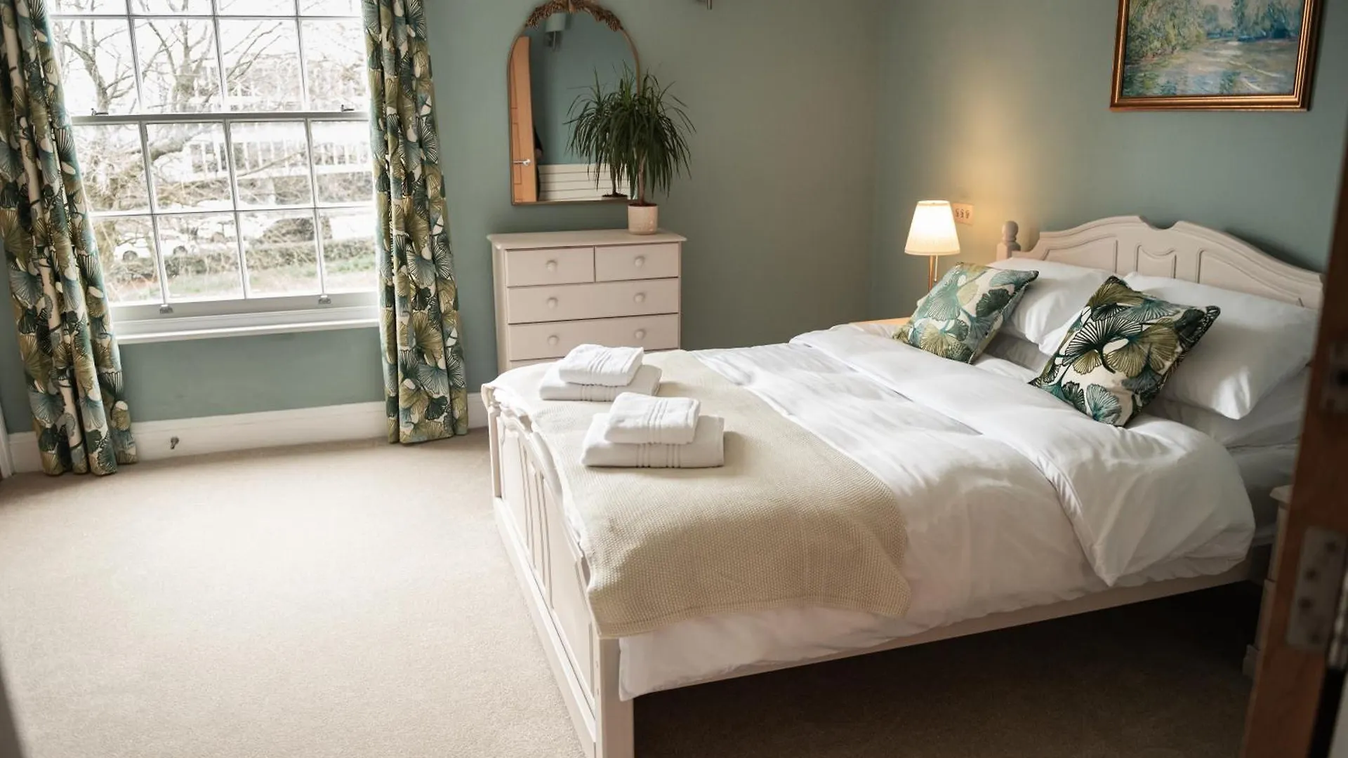 Georgian Town House, Rooftop Terrace, Hot Tub Southampton