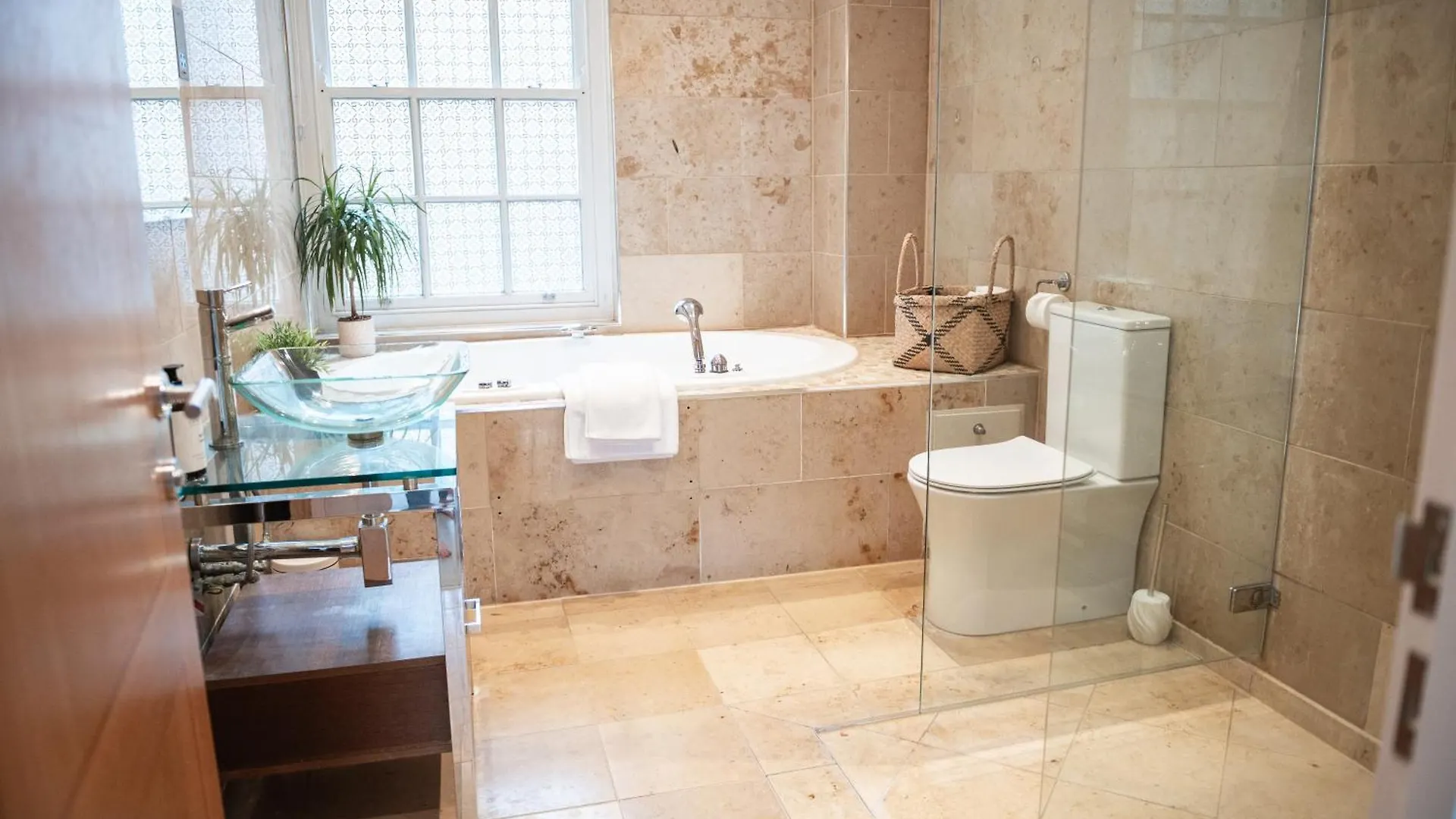 Georgian Town House, Rooftop Terrace, Hot Tub Southampton
